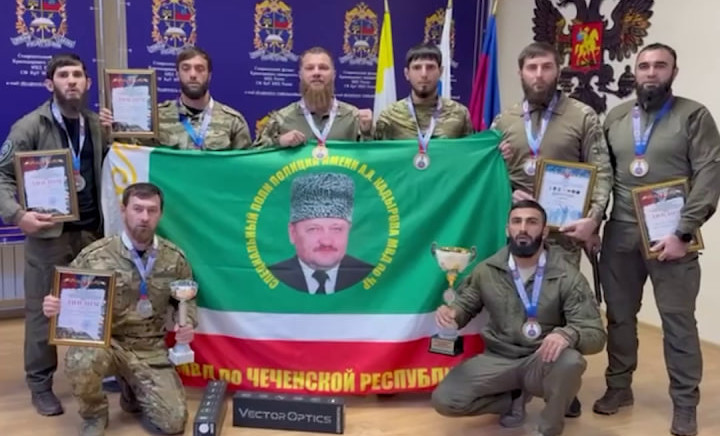 Рамзан Кадыров поздравил победителей и призеров соревнований по стрельбе и служебному биатлону