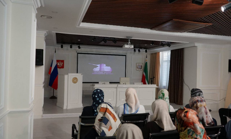 В Минмолодежи ЧР состоялся показ фильма «Чёрные ножи — освободители Европы»