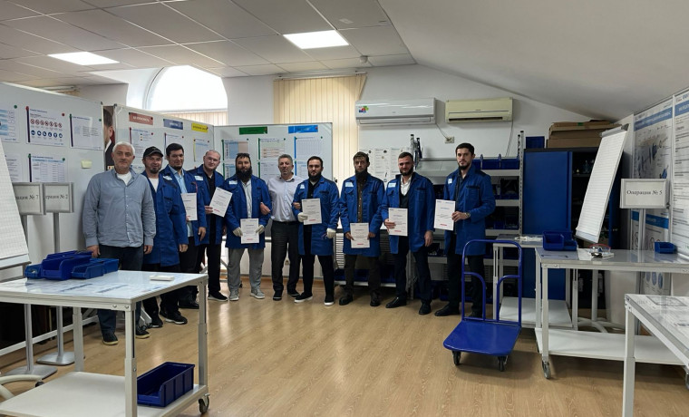 Группа сотрудников крестьянско-фермерских хозяйств прошла «Фабрику процессов»