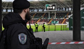 В Грозном Росгвардия обеспечила правопорядок на футбольном матче «Ахмат»-«Балтика»| грозный, чгтрк