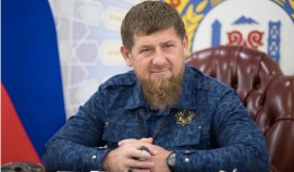 Рамзан Кадыров поздравил граждан с Днем восстановления государственности чеченского народа