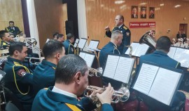 Росгвардейцы продолжают участие в акции в честь 140-летия со дня рождения Василия Агапкина в ЧР