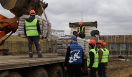 Адлан Динаев проинспектировал строительство новой Центральной районной больницы в Ачхой-Мартане