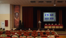 В грозненском соединении Росгвардии состоялась лекция по профилактике финансового мошенничества| грозный, чгтрк