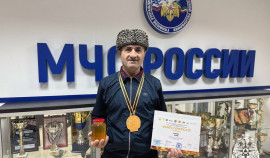 Тренер по пожарно-спасательному спорту из Чеченской Республики победил на конкурсе пчеловодов