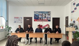 В Шелковском районе полиция и духовенство провели встречу со школьниками