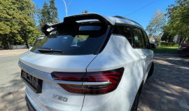 На ВТБ Авто теперь доступны китайские бренды Geely, Belgee и Knewstar