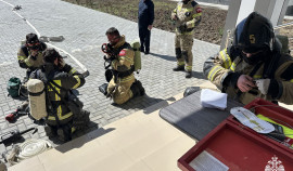 В школе Грозного прошло пожарно-тактическое учение