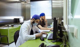 135 врачей трудоустроились в сельские медучреждения Чеченской Республики в 2025 году