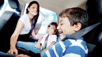 С начала 2016 года в России сократилась смертность в ДТП от перевозки непристегнутых детей