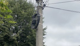 Специалисты АО «Чеченэнерго» легализовали более 835 точек подвеса линий связи на опорах ЛЭП| грозный, чгтрк