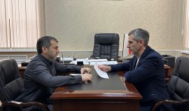 В Грозном обсудили работу госпабликов и цифровых платформ