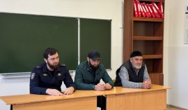 Урок патриотизма от участников СВО прошел в школе села Агишты