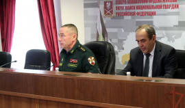 Генерал-полковник Спиридонов провел совещание по безопасности предстоящих мероприятий в ЧР