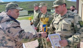 В грозненском соединении Росгвардии определили лучших стрелков