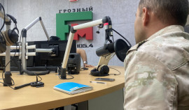 Кинолог Росгвардии рассказал о своей работе на радио в Чеченской Республике