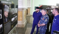 В Грозном открылась выставка «Ожившие Герои»