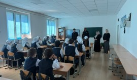 В школах Шатойского района полицейские провели правовые уроки для учащихся| грозный, чгтрк