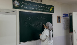 В Новых Атагах прошла профориентационная встреча для старшеклассников «Язык — основа нации»