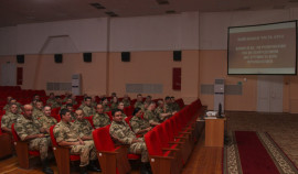 В грозненском соединении Росгвардии поддержали акцию «Вместе против террора»