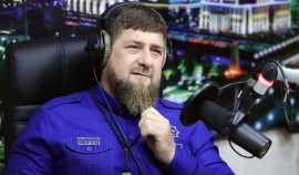Рамзан Кадыров поздравил сотрудников радиокомпаний ЧР с профессиональным праздником