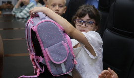 В Чеченской Республике «Единая Россия» помогает школьникам в рамках акции «Собери ребенка в школу»