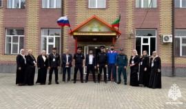 Сотрудники МЧС обеспечивают безопасность на избирательных участках Чеченской Республики| грозный, чгтрк