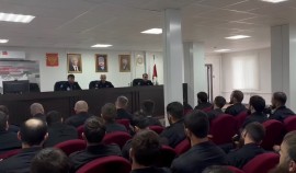 Представители Росгвардии и Госавтоинспекции обсудили повышение безопасности дорожного движения| грозный, чгтрк