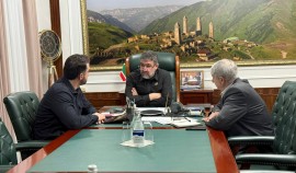 Развитие гидроэнергетики и энергообеспечение горных районов обсудили в Минстрое ЧР| грозный, чгтрк