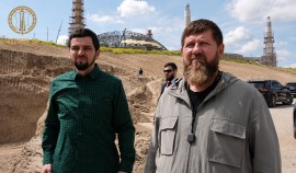 Глава ЧР проинспектировал ход работ на ключевых строительных площадках Грозного| грозный, чгтрк