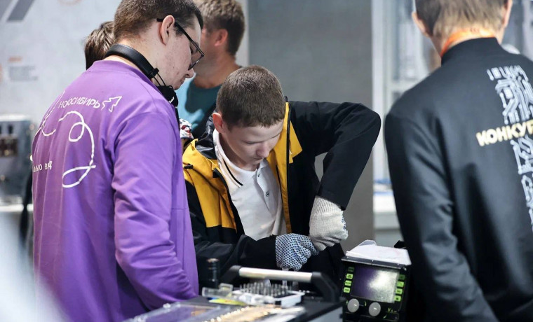 Более 100 медалей вручили победителям и призерам Чемпионата высоких технологий