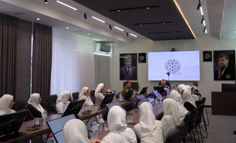 В Грозном подвели промежуточные итоги проекта «Дизайнеры образования»