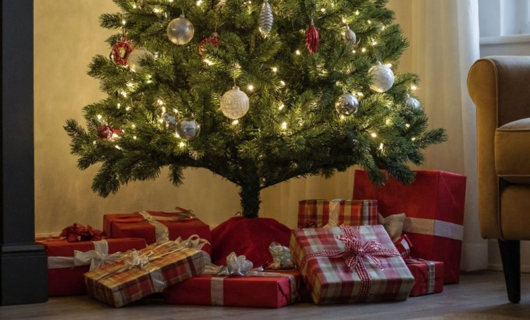 ВТБ выяснил, сколько россиян будут использовать ИИ при планировании Нового года