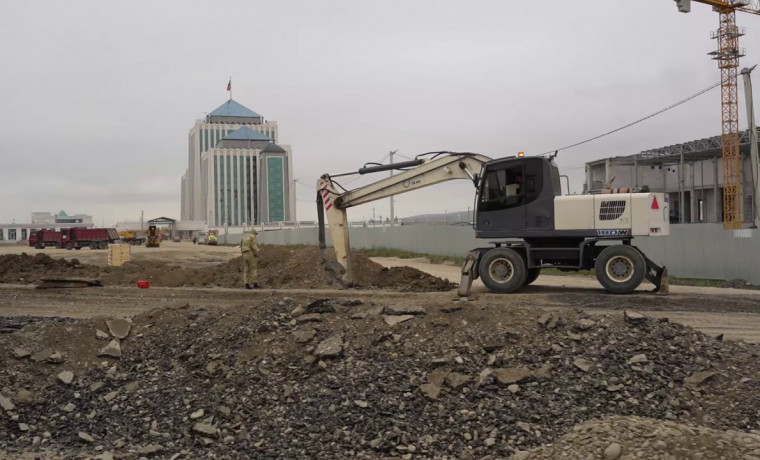 В Грозном прокладывают канализационные сети к новому правительственному комплексу