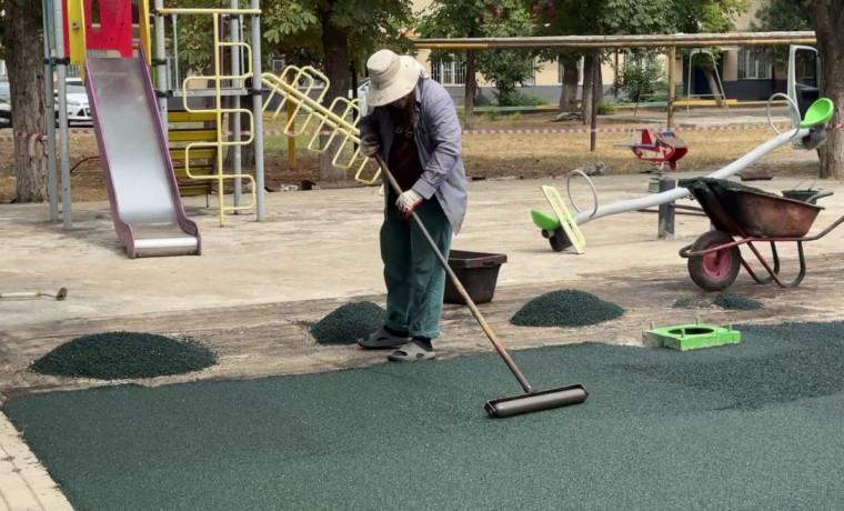 Улицы Грозного преображаются благодаря массовым субботникам