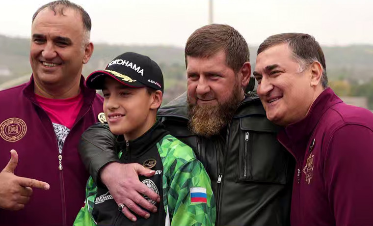 Рамзан Кадыров посетил Открытый Чемпионат ЧР по мотогонкам «Кубок Президента РФ В.В. Путина»