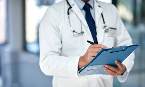 Записаться к врачу теперь можно прямо в MAX