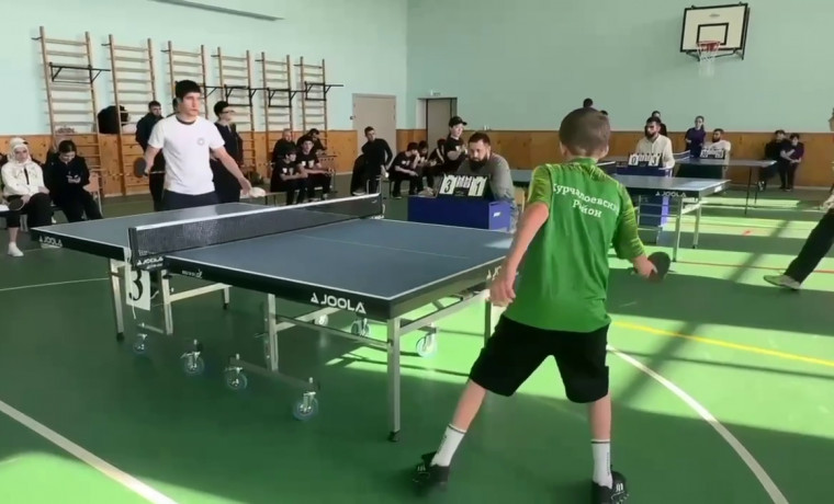 В Мекен-Юрте прошли республиканские соревнования по настольному теннису среди школьников