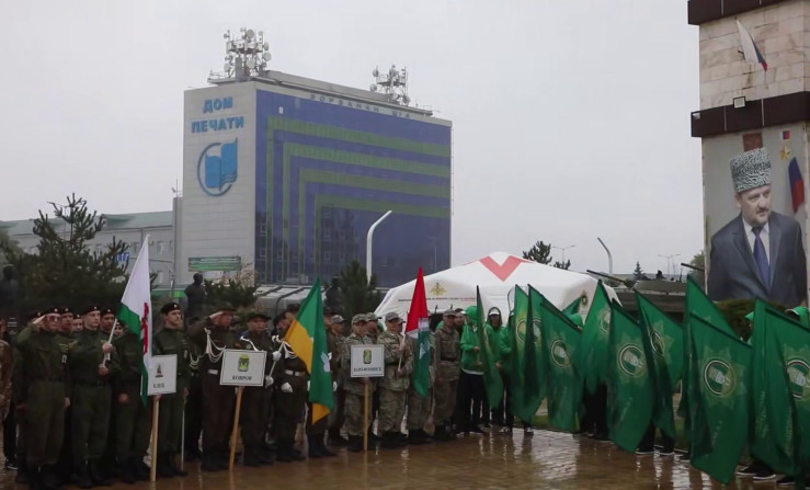 Старшеклассники из 16 городов воинской славы борются за первенство в Грозном