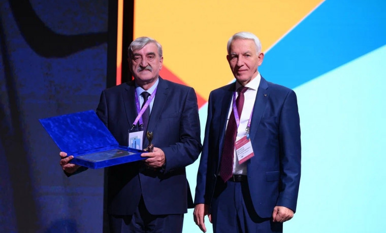 Главному внештатному аритмологу ЧР Хасану Бацигову присвоено звание «Почётный кардиолог»