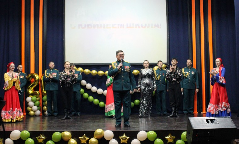 Педагогов школы Росгвардии в ЧР поздравили с профессиональным праздником